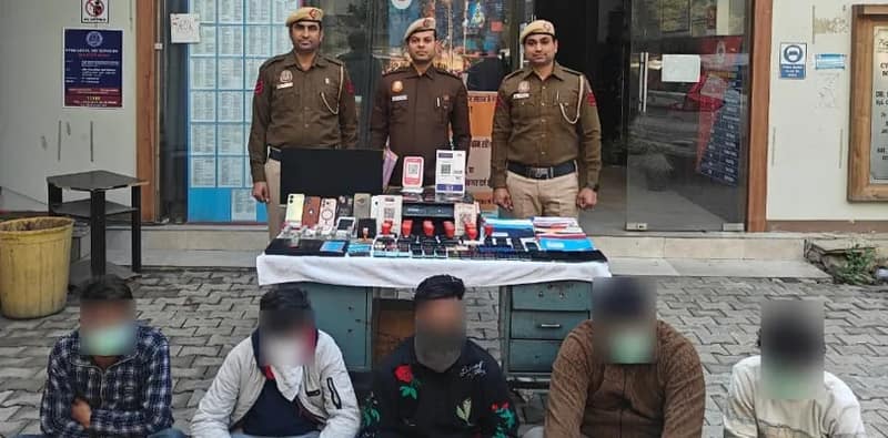 প্রবীণ নাগরিকের কাছে ২২.৬৭ লক্ষ টাকা প্রতারণার অভিযোগে ১১ জন প্রতারককে গ্রেপ্তার দিল্লি পুলিশের