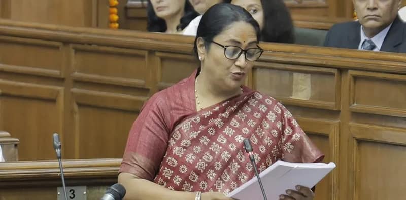 শহরকে দূষণ মুক্ত রাখতে ইভি নীতির জন্য ২০০ কোটি টাকা বরাদ্দ করল দিল্লি সরকার