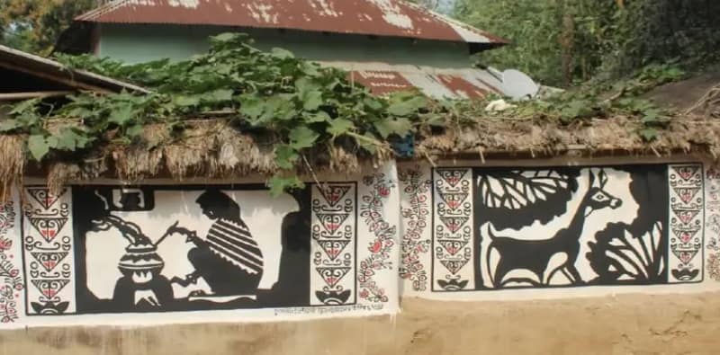 আলপনা গ্রামে হয় না ভোটের দেওয়াল লিখন