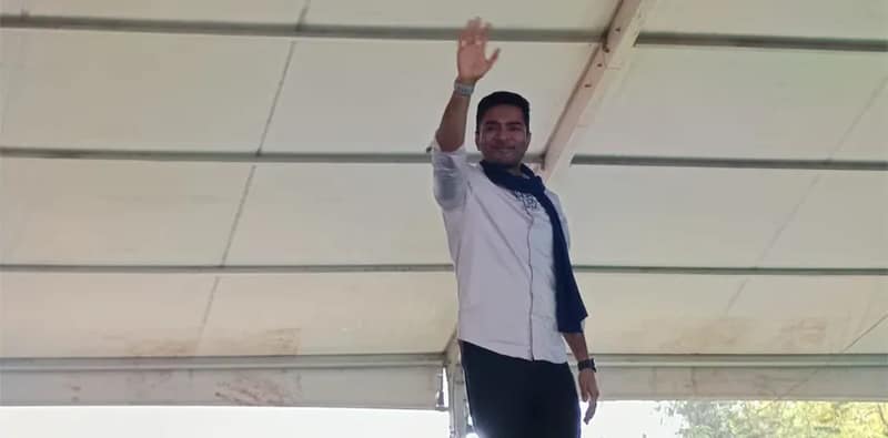 ভোট মিটলেই গ্যাসের দাম ২ হাজার টাকা করবে ওরা, বিনপুরের সভায় বিজেপিকে তোপ অভিষেকের