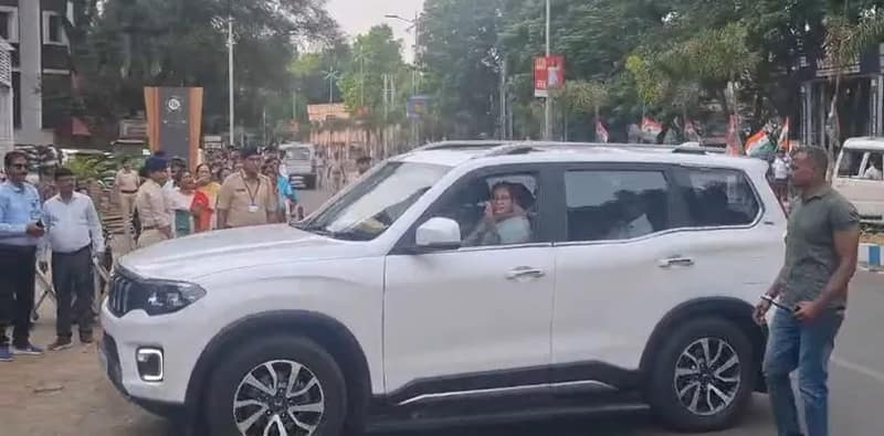 কাল রানীগঞ্জ বিধানসভা এলাকার তৃণমূল প্রার্থীর সমর্থনে সভা করবেন মুখ্যমন্ত্রী, আজ পৌঁছালেন  দুর্গাপুরে