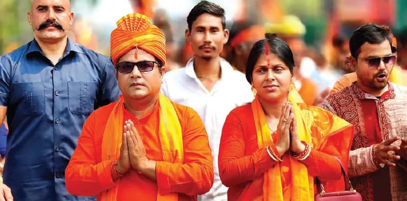 সমর্থকদের অনেককেই পাশে পেলেন না বিজেপি প্রার্থী কৌশিক রায়, কার্যত একাই হাঁটলেন রাম নবমীর মিছিলে