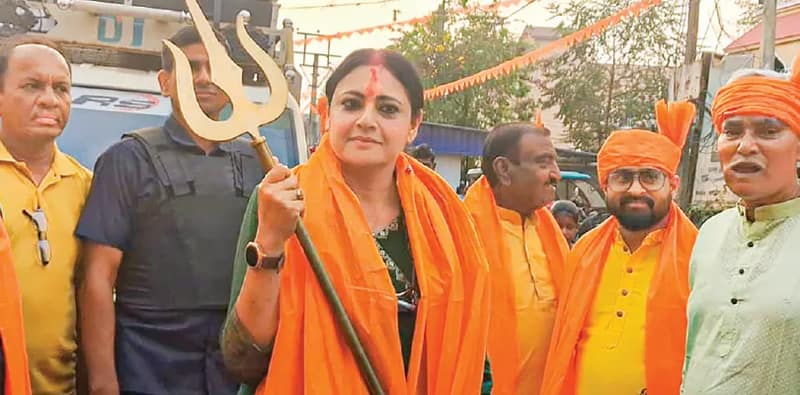 কেন্দ্রের বঞ্চনার অভিযোগ ও পাহাড় প্রমাণ দাবি, প্রচারে হোঁচট অগ্নিমিত্রার