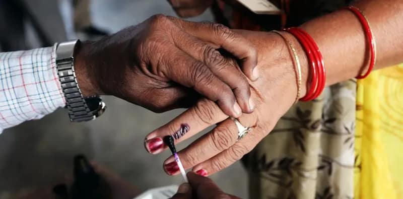 ৬ হাইরাইজে ভোটগ্রহণ কেন্দ্র