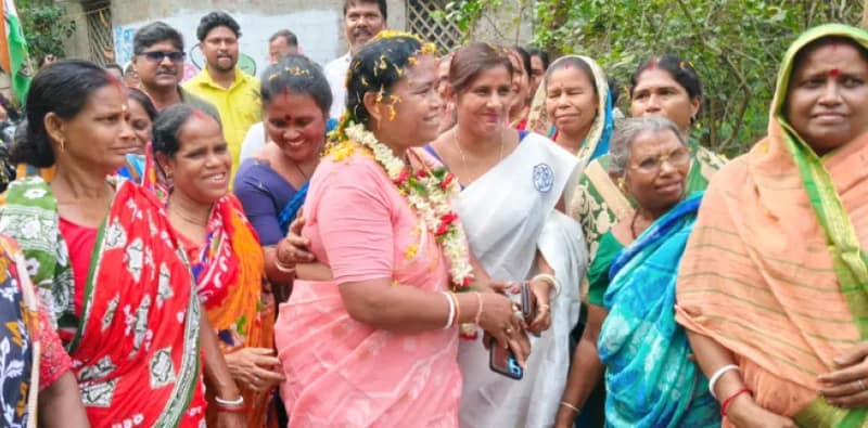 ‘দলবদলু’ বনাম ‘হেরো ভূত’ লড়াইয়ে সরগরম বন্দর শহর হলদিয়া