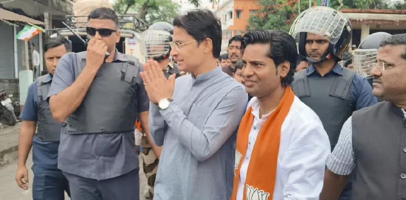 কেন্দ্রের উন্নয়ন কোথায়? প্রশ্ন শুনেই মেজাজ হারালেন বিজেপি সাংসদ বিস্তা