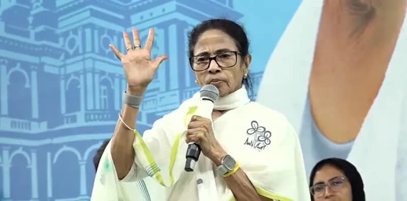 বিজেপি শুধু মানুষকে লাইনে দাড় করিয়েছে: মমতা বন্দ্যোপাধ্যায়