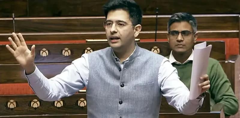 রাজ্যসভায় ডেপুটি লিডারের পদ থেকে রাঘব চাড্ডাকে সরাল আপ!