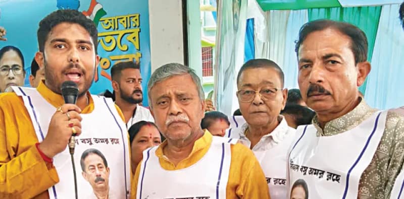 গুন্ডারাজের বিরুদ্ধে স্লোগান তুলে নোয়াপাড়ায় তৃণমূলের প্রচারে, প্রকাশ হল থিম সং
