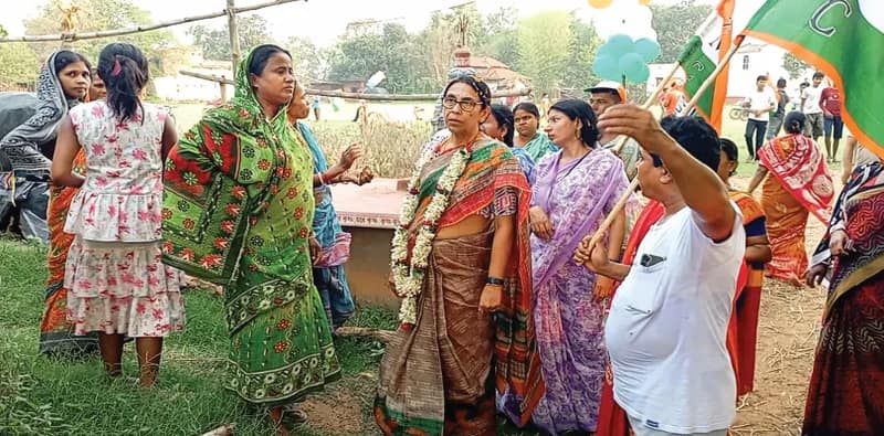 বকরাক্ষস বধের কাহিনি ছুঁয়েই গড়বেতায় বিজেপির ‘পতনে’র প্রহর গুনছে তৃণমূল