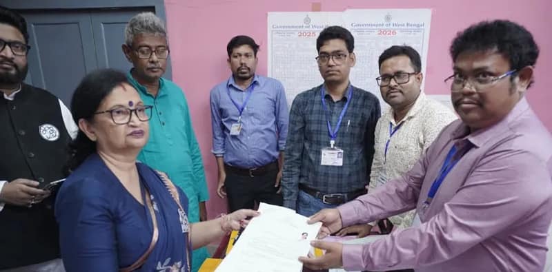 মনোনয়নপত্র জমা দিলেন চন্দ্রিমা ভট্টাচার্য