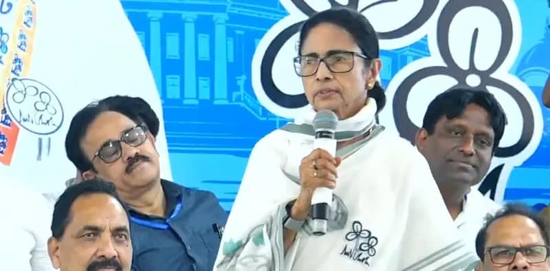 কেন্দ্রের বিজেপি সরকার মিথ্যাবাদী: মমতা