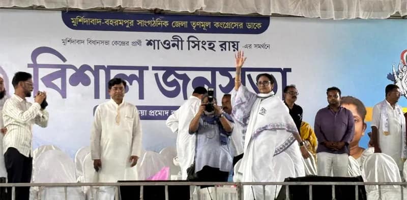 মোটা ভাই বাংলা দখল করতে চায়: মমতা