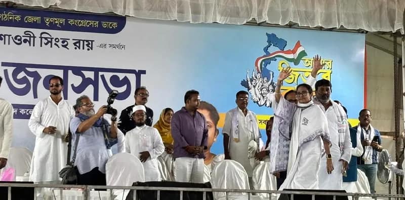 হাজারদুয়ারি বিশ্ববিদ্যালয় নতুন করে হচ্ছে : মমতা বন্দ্যোপাধ্যায়ায়