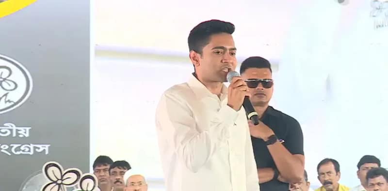 দল সব নজরে রাখছে: অভিষেক