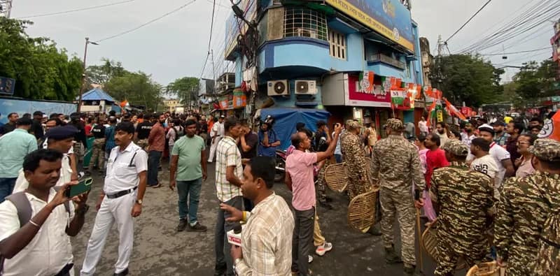 পর্ণশ্রী থানা ঘেরাও বিজেপির, ঘটনাস্থলে কেন্দ্রীয় বাহিনী