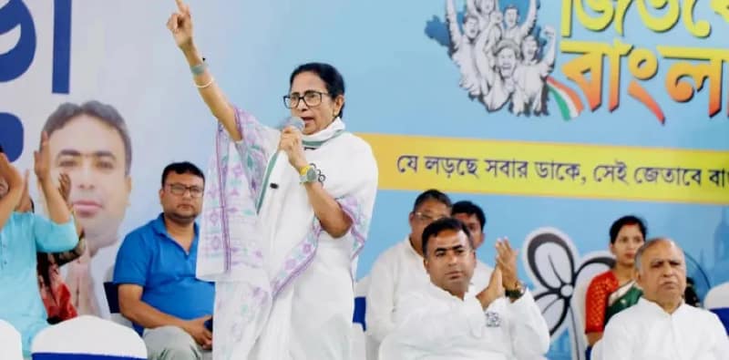 নদী ভাঙন রোধে রাজ্য ১০০ কোটি টাকার প্রকল্প নিয়েছে, মন্তব্য মমতার,