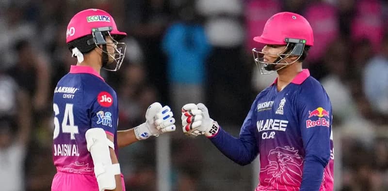 বৃষ্টি বিঘ্নিত ম্যাচে মুম্বই ইন্ডিয়ান্সকে হারিয়ে লিগ শীর্ষে রাজস্থান রয়্যালস