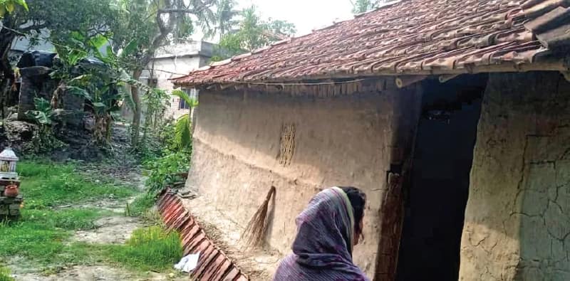খেজুরিতে মুখ খুললেন সেই নিগৃহীতা, বিড়ম্বনায় বিজেপি