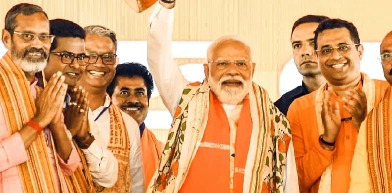ভোটাধিকার হরণে নিশ্চুপ, বঙ্গে অধিকার রক্ষার দাবি মোদির