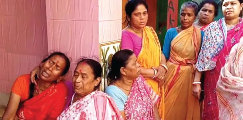 ফ্ল্যাটের মধ্যে যুবকের গুলিবিদ্ধ দেহ উদ্ধার, ধৃত প্রেমিকা সহ ২, নরেন্দ্রপুরের ঘটনায় চাঞ্চল্য