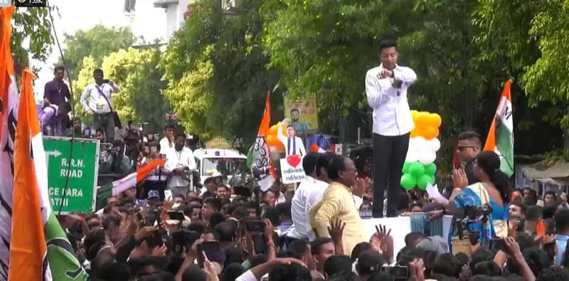 কোচবিহারে বক্তব্য রাখছেন অভিষেক বন্দ্যোপাধ্যায়