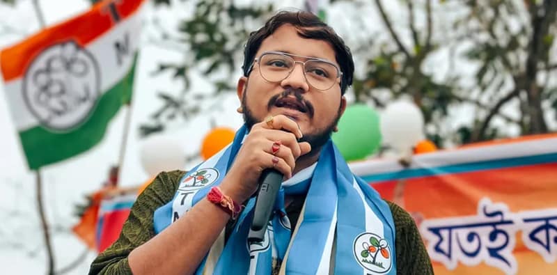 দেবাংশুর খোলা চিঠি, আবেগঘন আহ্বান ঘিরে আলোড়ন চুঁচুড়ার নাগরিক মহল্লায়