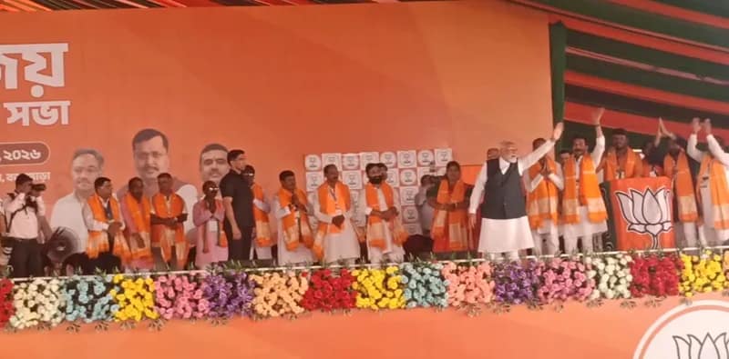 বাঁকুড়ার বেলিয়াতোড়ে নির্বাচনি জনসভায় উপস্থিত হলেন প্রধানমন্ত্রী নরেন্দ্র মোদি