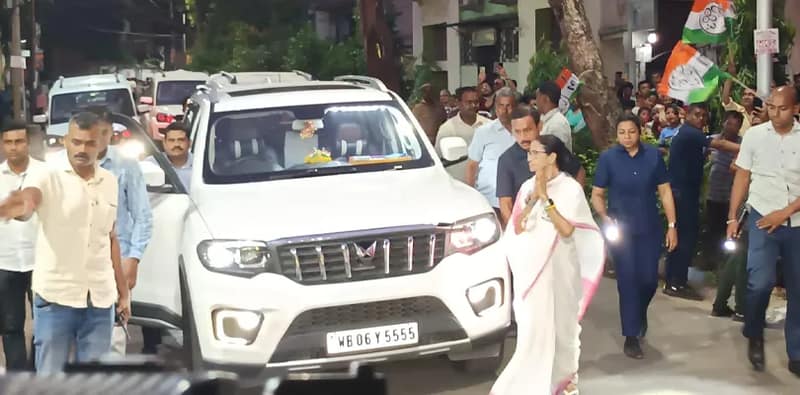 নিজের বিধানসভা কেন্দ্র ভবানীপুরে মমতা বন্দ্যোপাধ্যায়