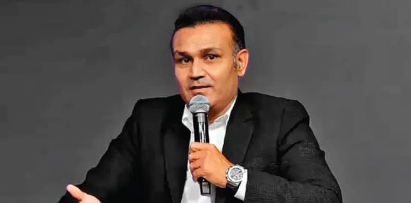 হেলিকপ্টার শটের জনক ধোনি নয়, দাবি সেওয়াগের