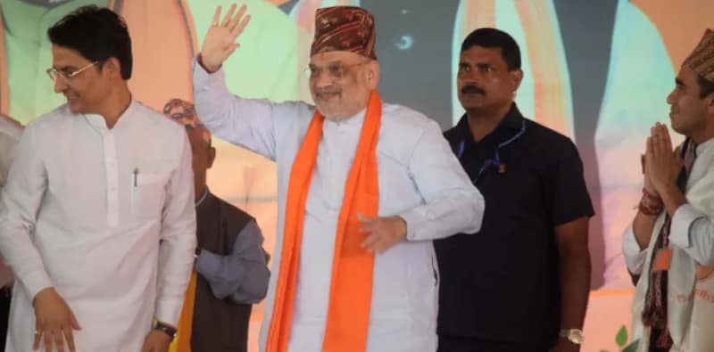 ‘আগে পেট, পরে ওসব’, কাজ ছেড়ে অমিত শাহের নির্বাচনি সভায় এলেনই না চা শ্রমিকরা