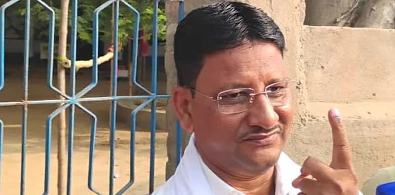 নানুরের পাপুড়িতে ভোট দিলেন হাসন বিধানসভা কেন্দ্রের তৃণমূল প্রার্থী কাজল শেখ