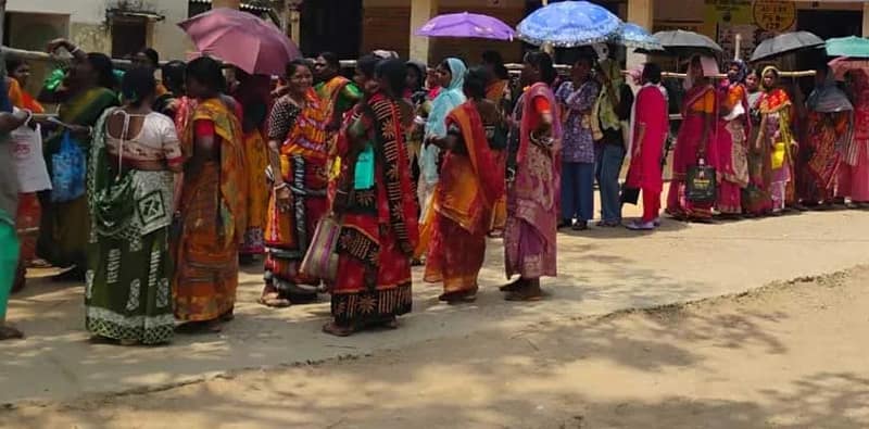 উত্তর দিনাজপুরে জেলায়  সকাল ১১টা পর্ন্ত ৩৯.০৬ শতাংশ ভোট  পড়েছে