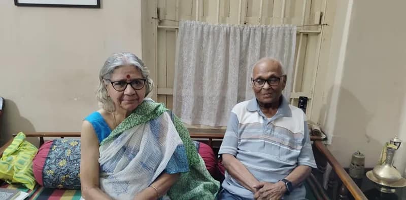 শান্তিনিকেতনে বৈধ কাগজ থাকা সত্ত্বেও ভোট দিতে বাধা পান নন্দলাল বসুর নাতি সুপ্রবুদ্ধ সেন এবং তাঁর স্ত্রী ও পরিবারের এক সদস্য