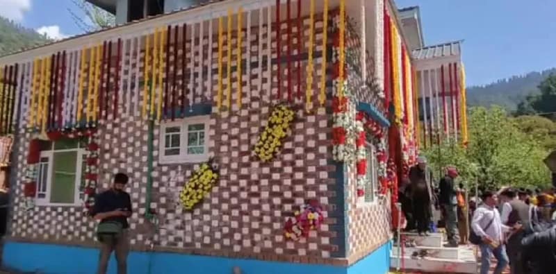 সাহসিকতার পুরস্কার, পহেলগাঁও হামলায় নিহত আদিলের পরিবার পেল নয়া বাড়ি