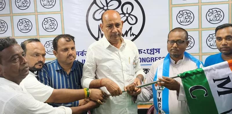 ভাঙন অব্যাহত হুমায়ূনের দলে, ভোটের মুখে তৃণমূলে যোগ আরো এক প্রার্থীর