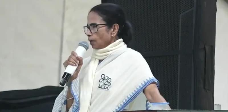 বিজেপির চালাকি এখানে চলবে না: মমতা