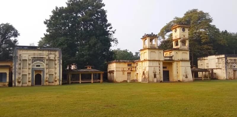 ভোট ও তীব্র গরম, পর্যটকশূন্য শান্তিনিকেতন