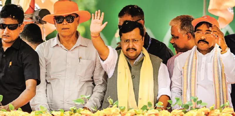 বিজেপি রাম-বিরোধী! মঞ্চ ত্যাগ নবীনের