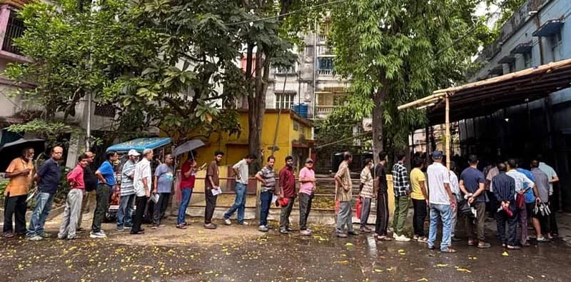 দক্ষিণ ২৪ পরগনা জেলায় সকাল ১১ টা পর্যন্ত ৩৭.৭৫  শতাংশ ভোট পড়েছে