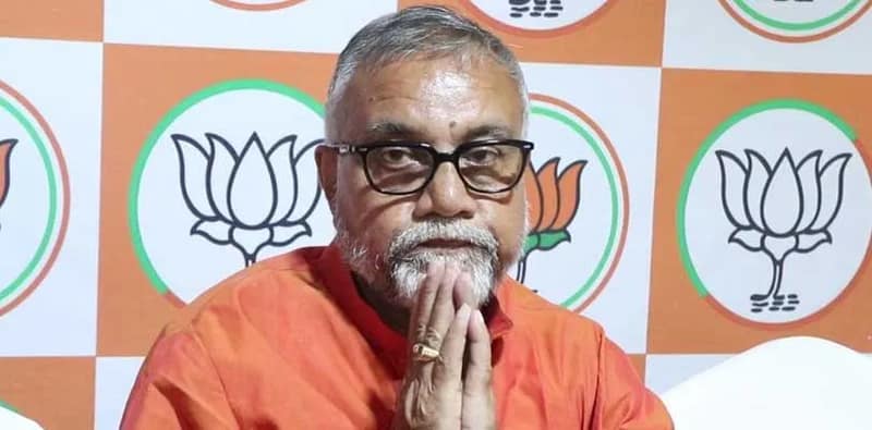 মানিকতলা কেন্দ্রে ষষ্ঠ রাউন্ডের শেষে বিজেপি প্রার্থী তাপস রায় ৪০০০ ভোটে এগিয়ে