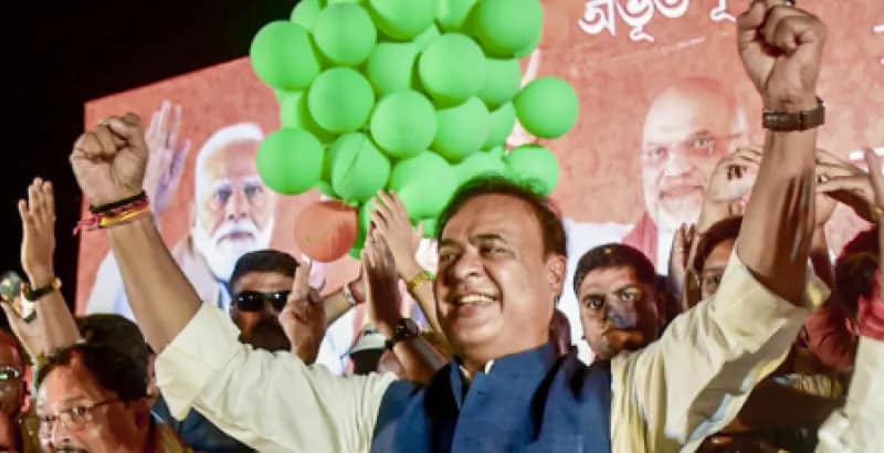 অসমে হ্যাটট্রিক বিজেপির, হিমন্তের নেতৃত্বে ১০০ পার গেরুয়া শিবিরের