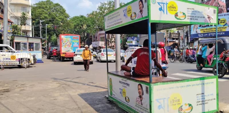 রাজ্যজুড়ে বন্ধ ৩৯২ মা ক্যান্টিন! কলকাতায় ৫২