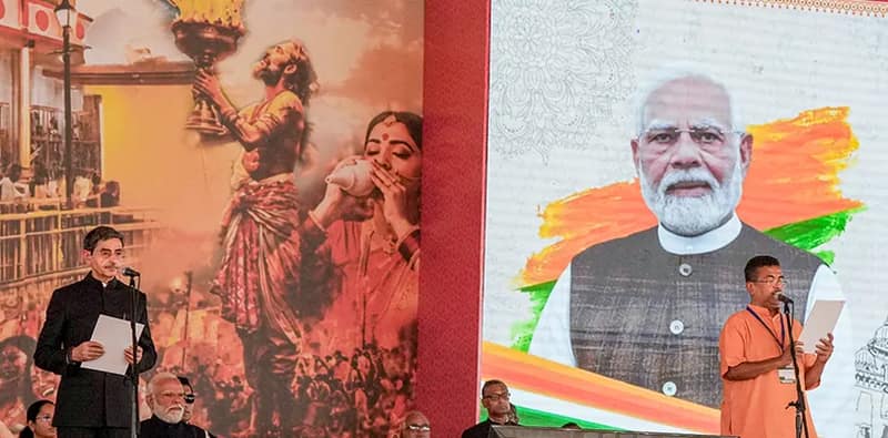 জনদরবারে শপথ শুভেন্দুর, মোদি-শাহ সহ তারকা সমাবেশে মুখ্যমন্ত্রীর দায়িত্বগ্রহণ