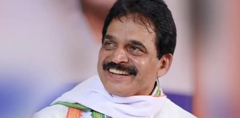কেরলমে মুখ্যমন্ত্রী বাছতে হিমশিম কংগ্রেস, এগিয়ে বেণুগোপালই