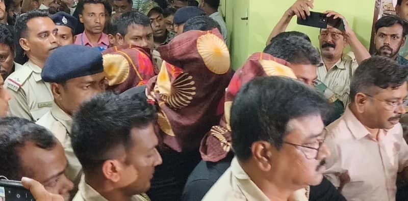 চন্দ্রনাথ খুনে গ্রেপ্তার তিন অভিযুক্তকে তোলা হল বারাসত আদালতে