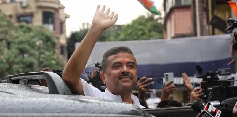 শিলিগুড়িতে পৌঁছলেন শুভেন্দু অধিকারী
