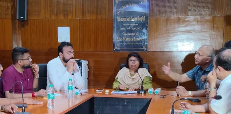 বিদ্যাসাগর হাসাপাতাল পরিদর্শনে এলেন ডঃ ইন্দ্রনীল খান