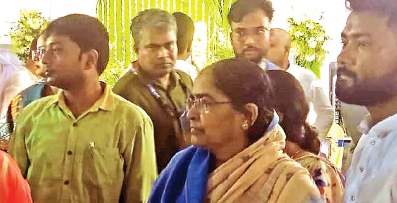 চন্দ্রনাথের মায়ের সঙ্গে কথা শুভেন্দুর, নজিরবিহীন সাজার আশ্বাস