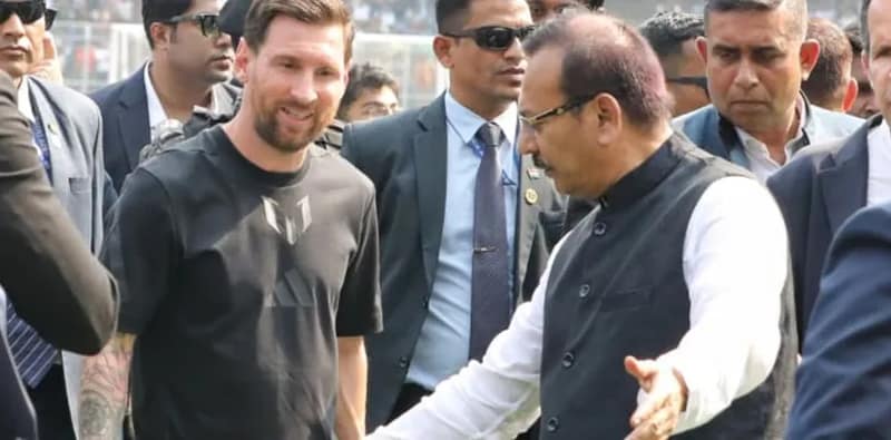 অরূপ বিশ্বাসের বিরুদ্ধে অভিযোগ দায়ের শতদ্রুর
